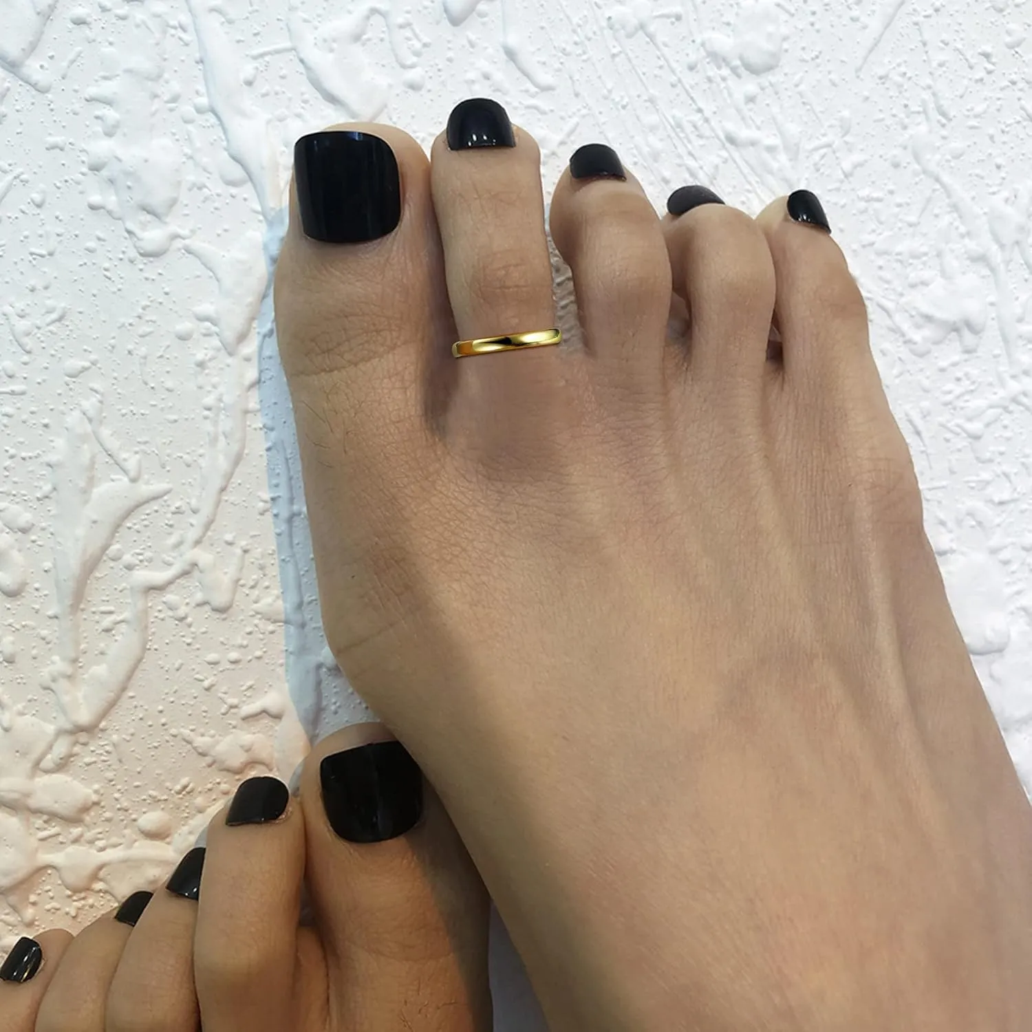 ADRAMATA Toe Rings for Women Gold Trendy 14K Gold Filled Toe Rings Set Thin Band Beach Foot Jewelry for Summer Open Adjustable Toe Rings