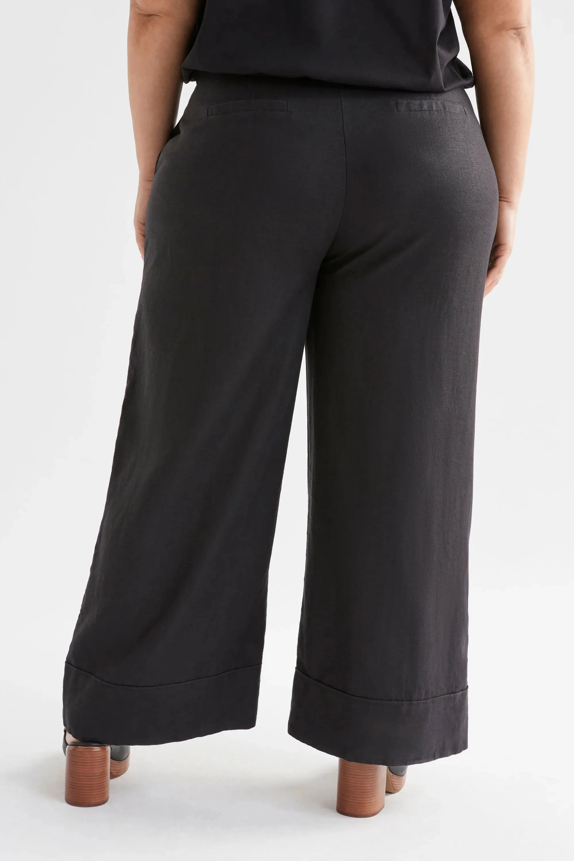 Anneli Pant