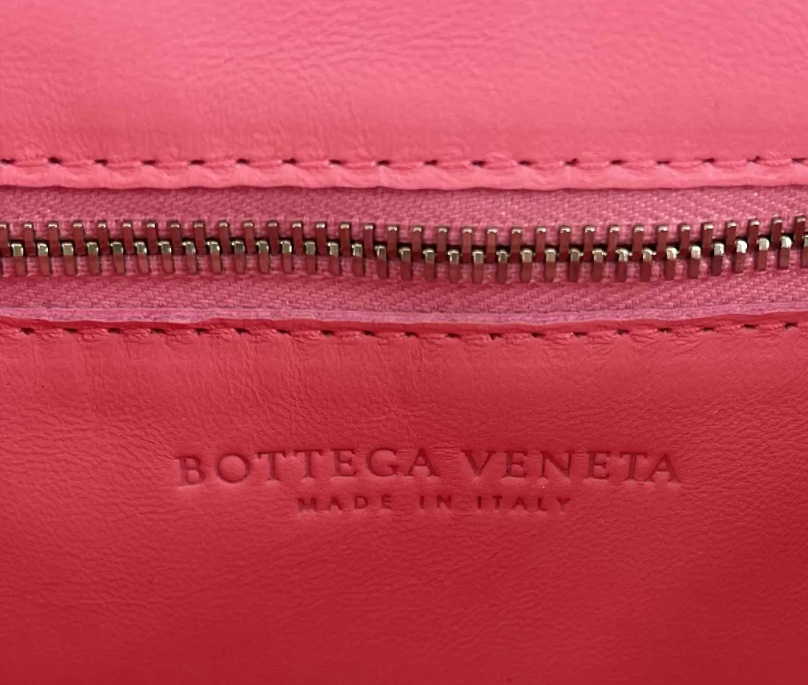 Bottega Veneta Cassette Intrecciato Leather Cranberry Pink Crossbody / Shoulder
