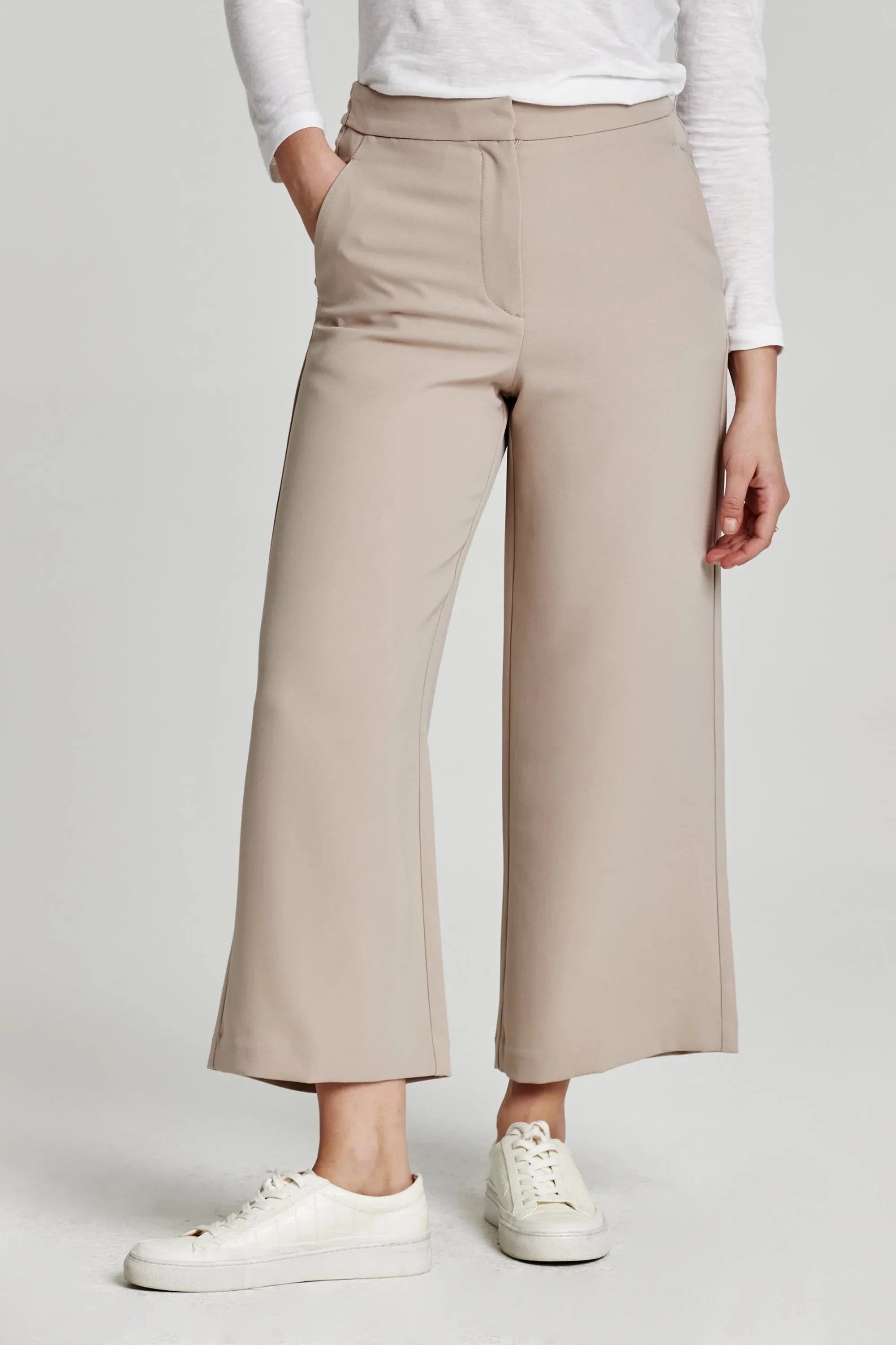 denali high rise wide leg crop pant