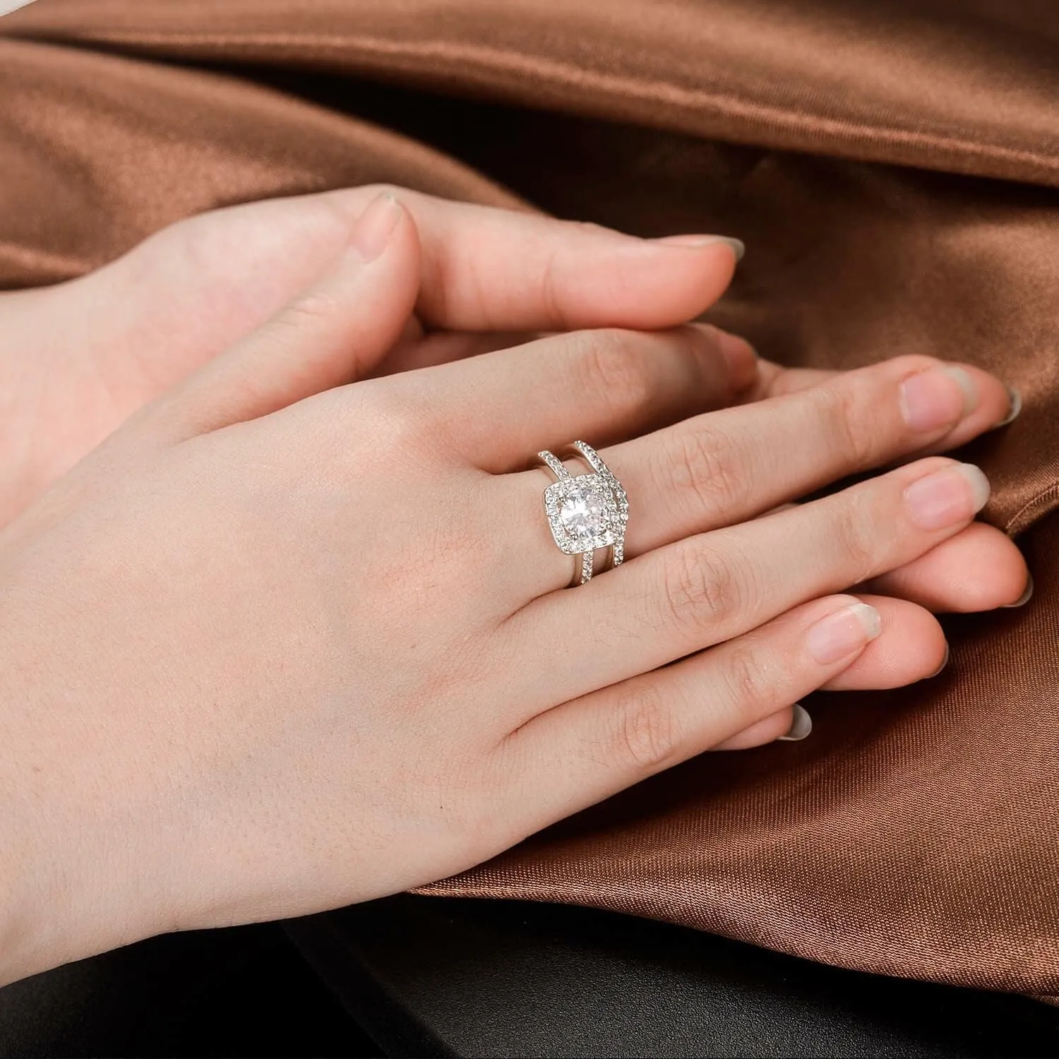 Gemsme 18K Gold Plated Two-in-One Wedding Engagement Eternity Rings Halo Cubic Zirconia Bridal Rings Set