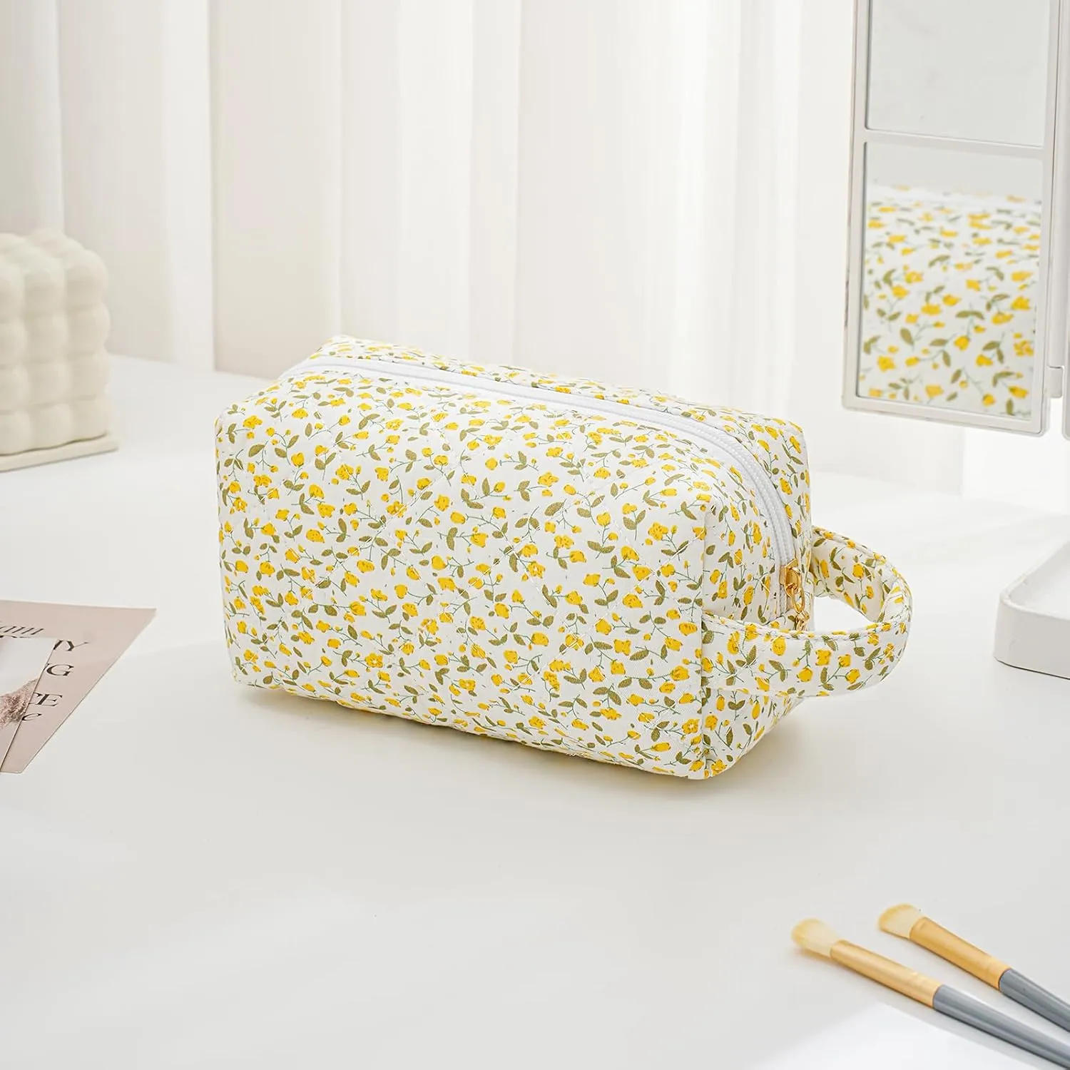 Gleyemor Cute Small Quilted Makeup Bag for Women, Floral Cotton Cosmetic Bag, Toiletry Pouch Travel Essentials Christmas Gifts (Yellow Floral)