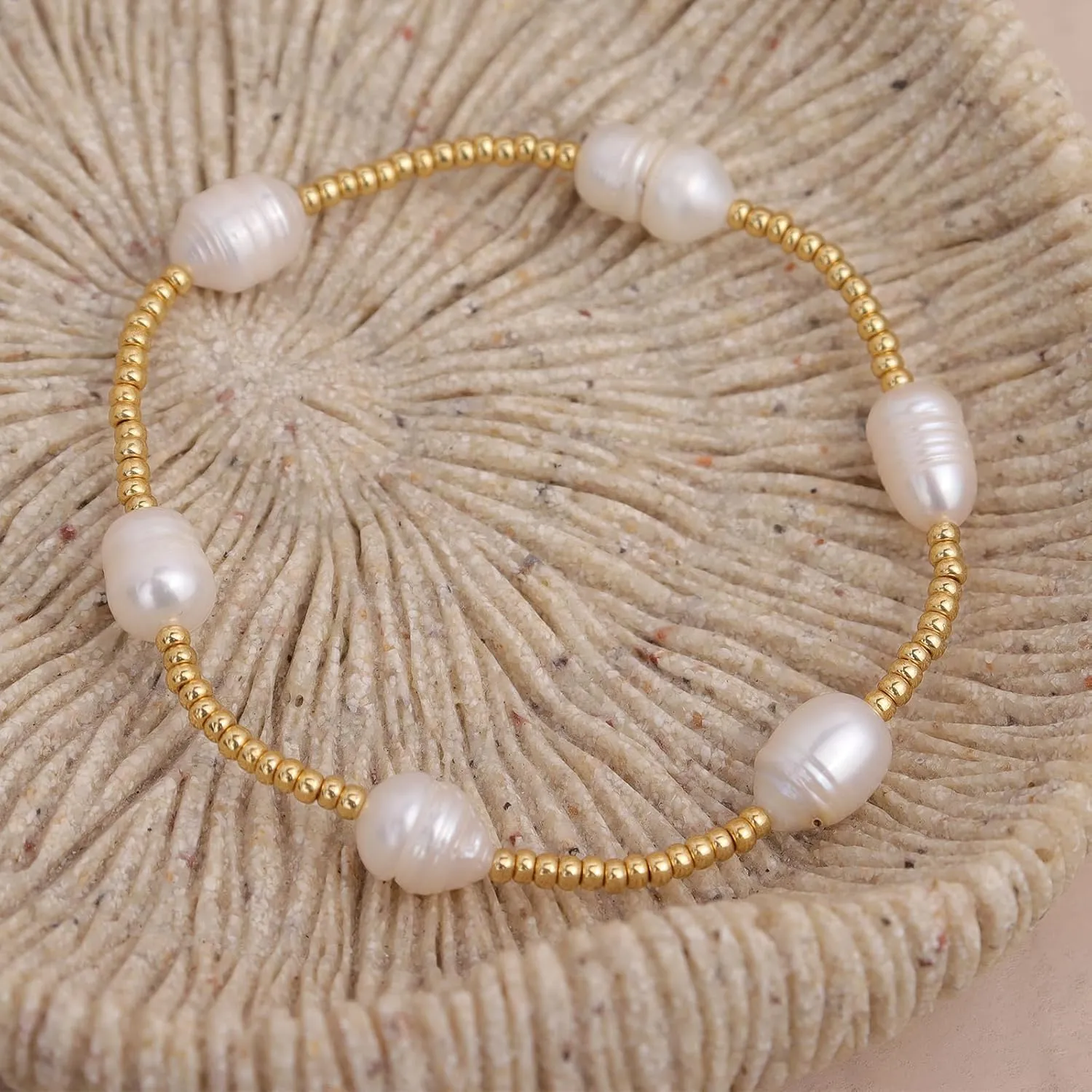 Gold beaded Pearl Heart Bracelets for Women, Cute Handmade Stackable Boho Beads Ball Friendship stretch Bracelet Summer Beach Jewelry Gift
