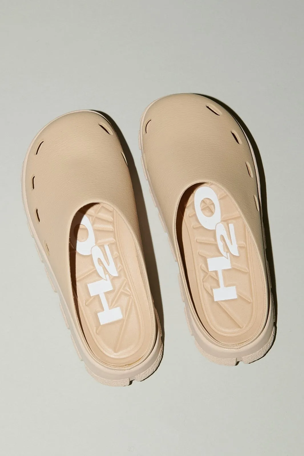 H2O - Trek Closed Sandal - 3575 Beige