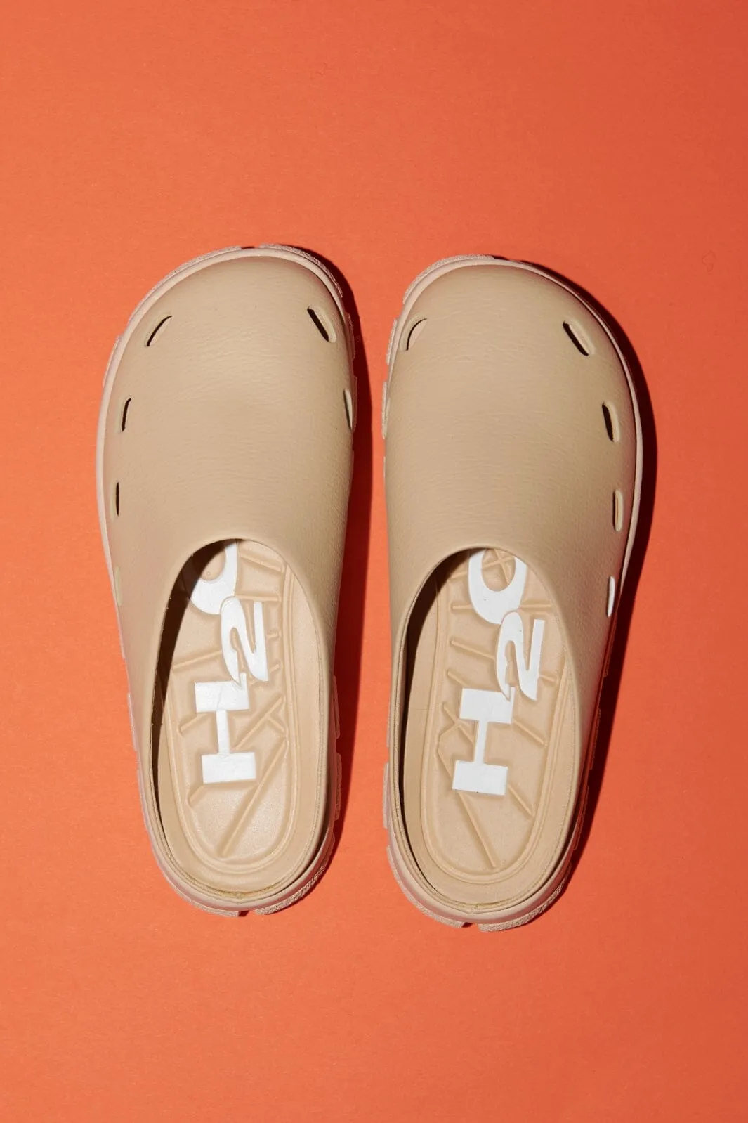 H2O - Trek Closed Sandal - 3575 Beige
