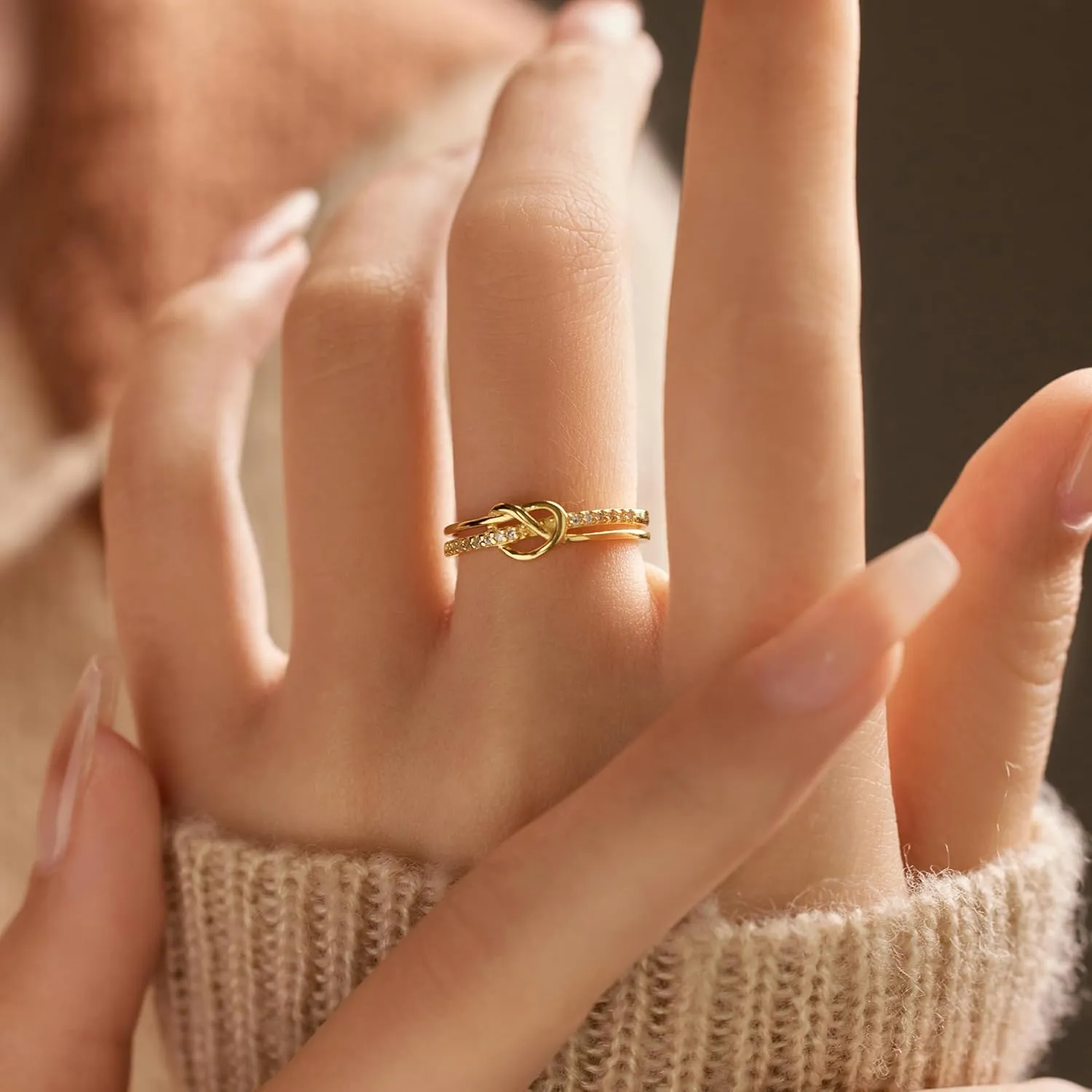 Heart Rings for Women Mother Daughter Friendship Knot Ring Promise Ring for Her 925 Sterling Silver 14K Gold Plated Cubic Zirconia Stackable Ring Purity Rings Birthday Graduation Gifts