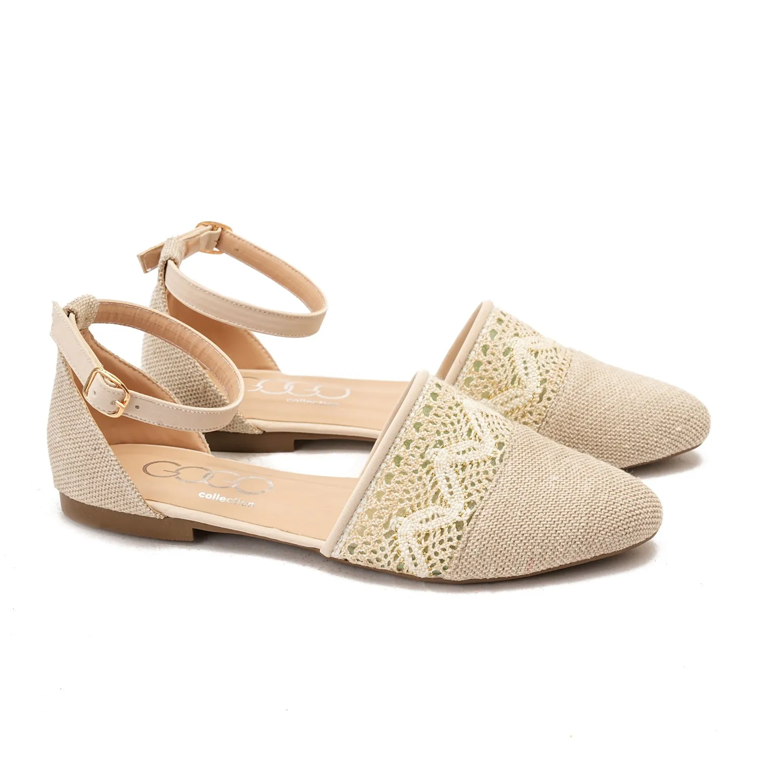 Knitted sandal - beige