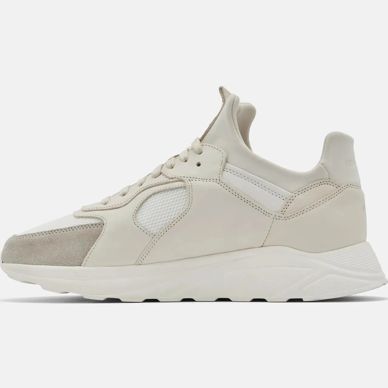 LARCH Sneaker tallow