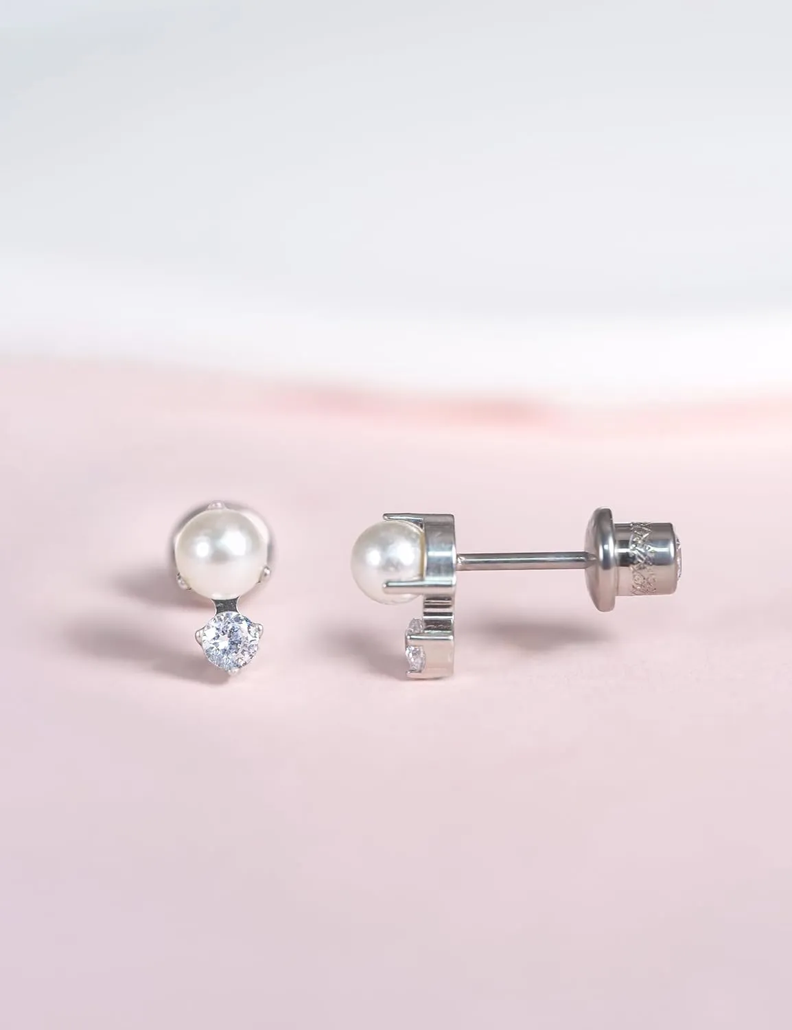 limerencia Hypoallergenic G23 Implant Grade Titanium Screw Back Earrings Tragus 20G Helix F136 Piercing Post for Sensitive Ears Cartilage