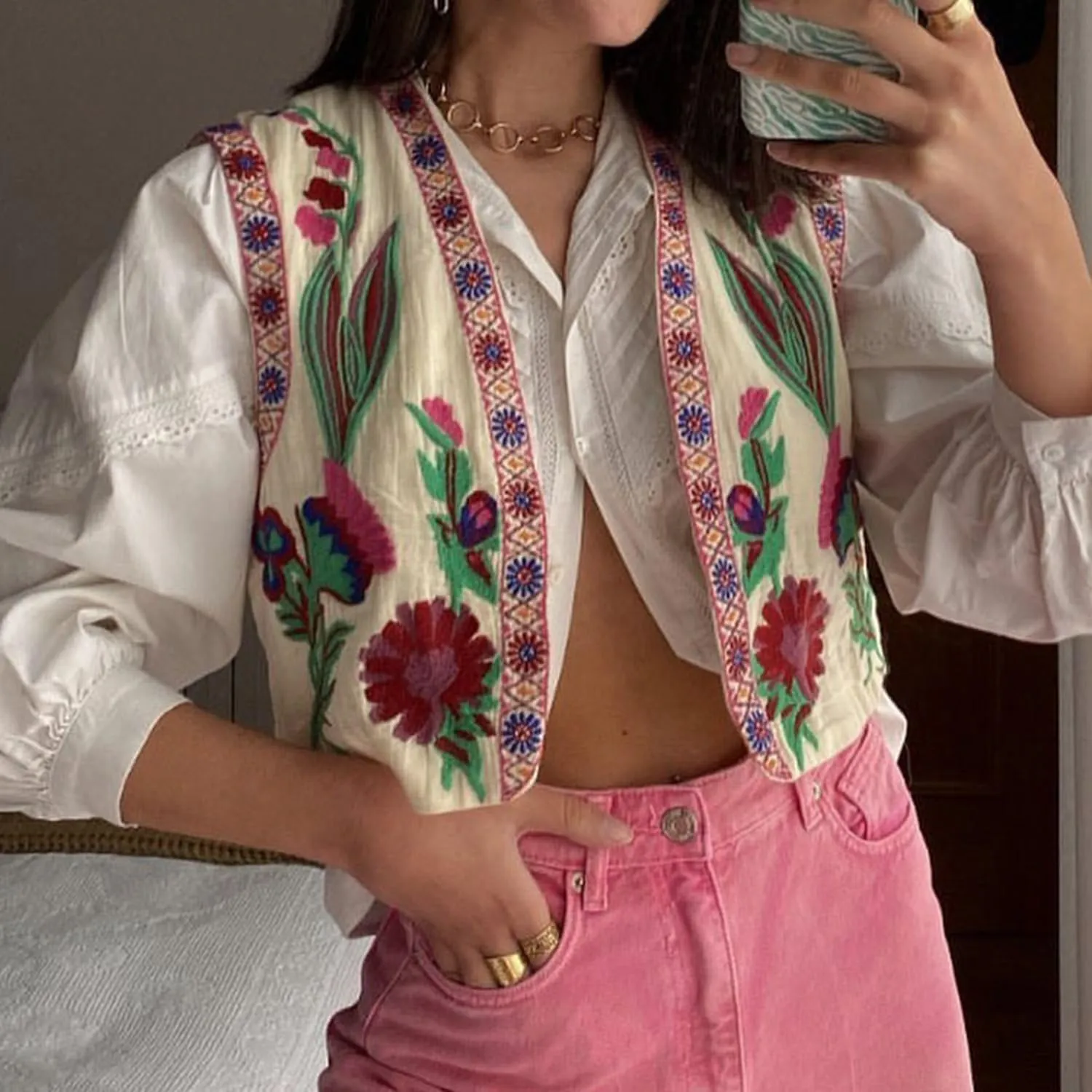 Meihuida Women Embroidered Vest Top Y2k Vintage Open Front Floral Boho Cropped Waistcoat