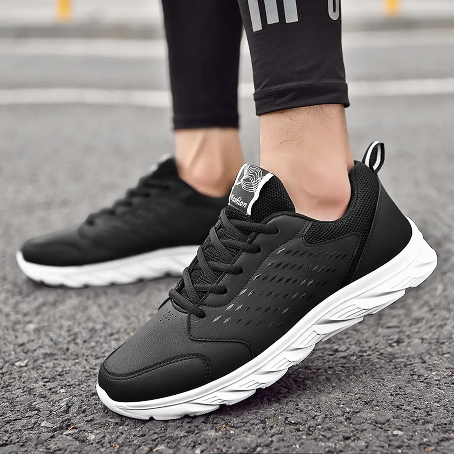 Mens Shoes Casual Leather Lace Up Solid Color Casual Fashion Simple Shoes Running Reserved Footwear Mens Sneaker