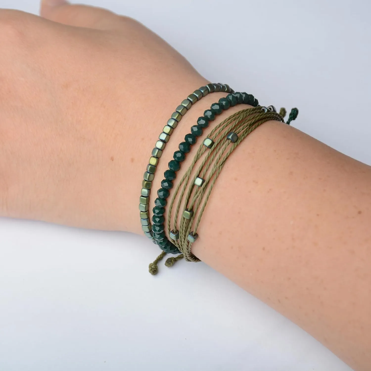 Mezcla Vida 3 Pcs Handmade Women's Stackable Bracelet Set, Adjustable Rope Bracelets Bracelets with Hematite and Glass Beads