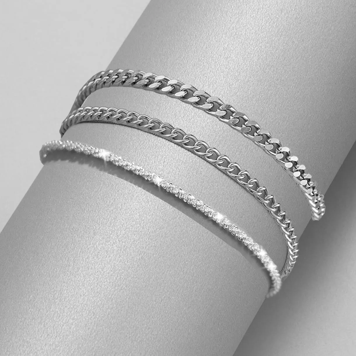 Nanafast 2/4/6PCS Ankle Bracelets for Women, Cuban Link/Snake Chain Anklet Bracelets Set for Women, Adjustable Gold/Silver Anklets for Women, Summer Beach Womens Anklets