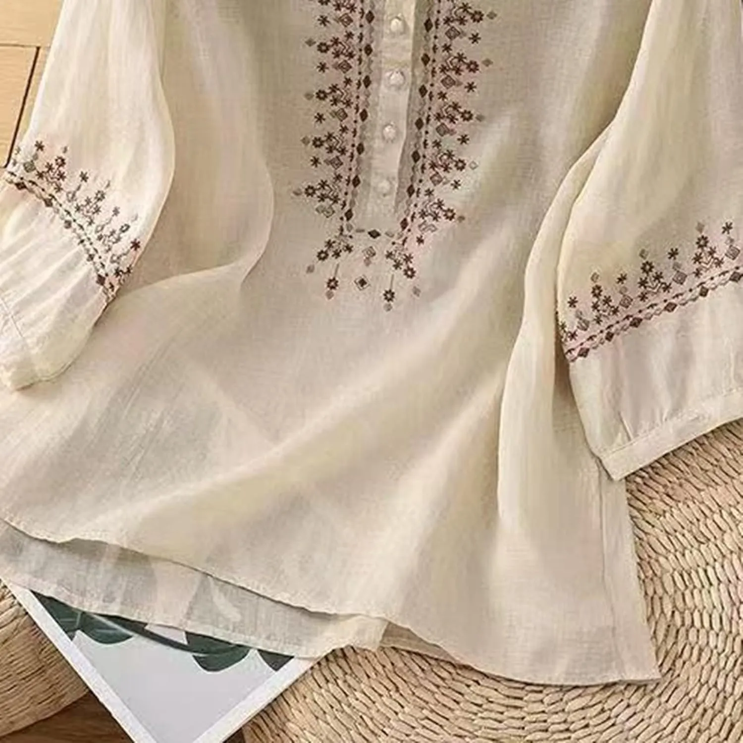 Womens 3/4 Sleeve Linen Shirts 2025 Cotton Summer Retro Embroidered Boho Tops Dressy Casual Beach Vacation Blouses